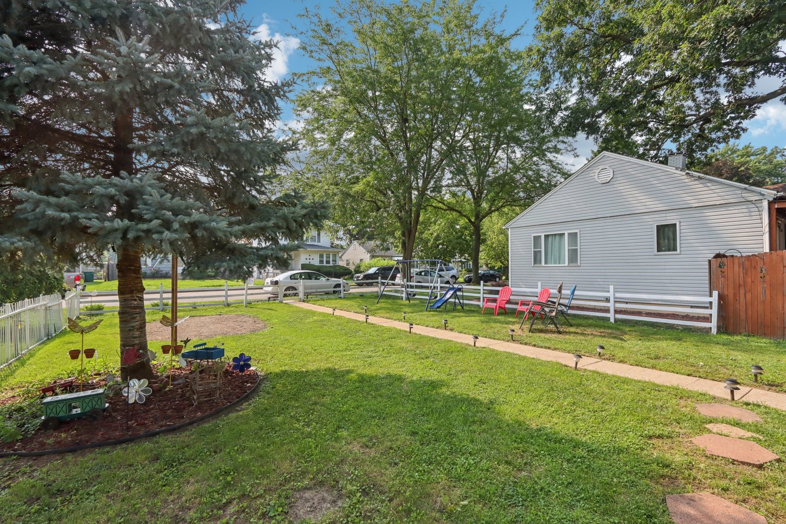 424 PARK Drive, Joliet, IL 60436