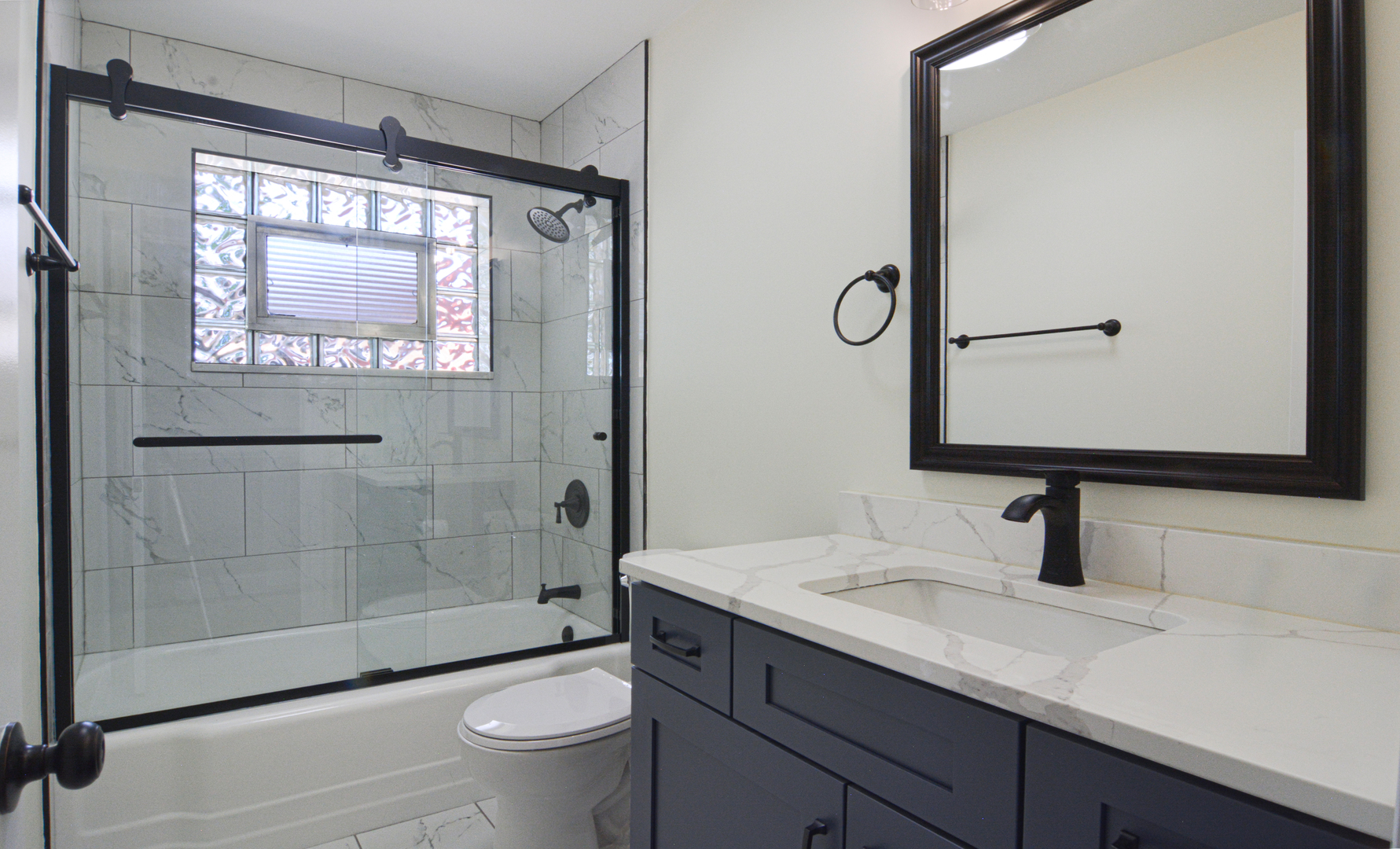10012 S 52nd Avenue, Oak Lawn, IL 60453