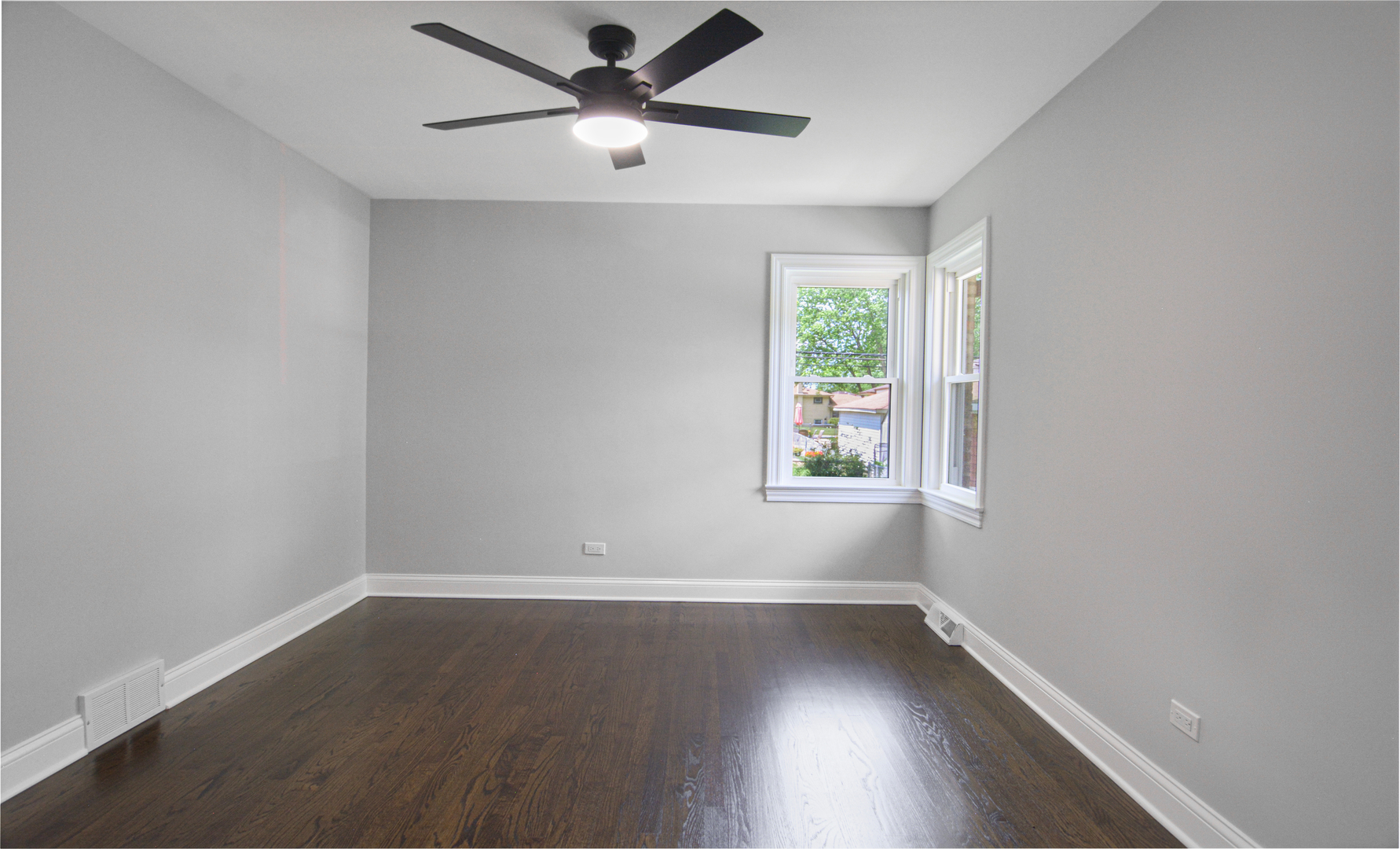 10012 S 52nd Avenue, Oak Lawn, IL 60453