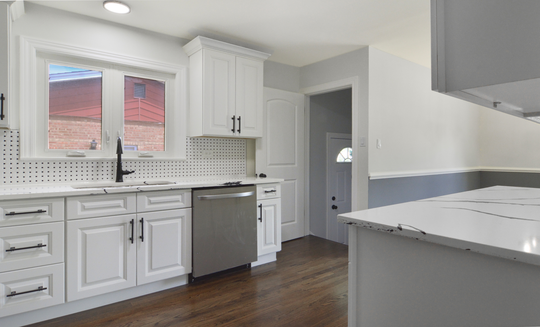 10012 S 52nd Avenue, Oak Lawn, IL 60453