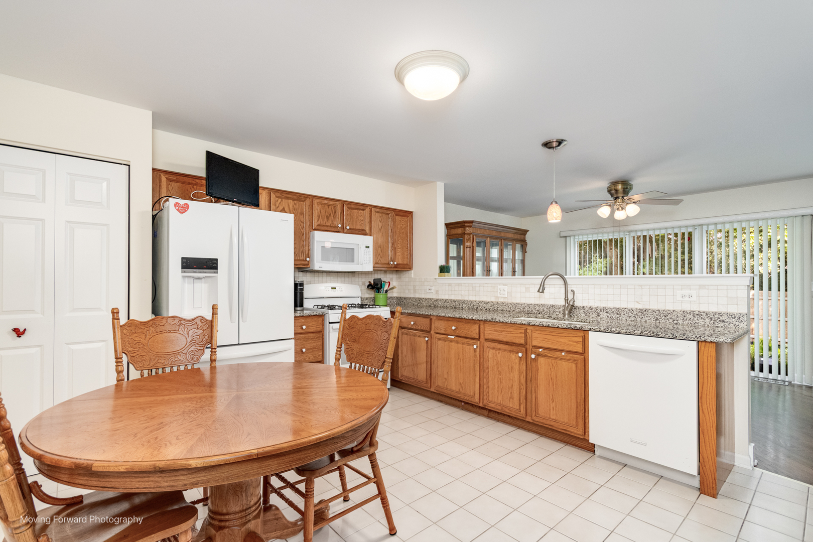 2714 Whitlock Drive, Darien, IL 60561