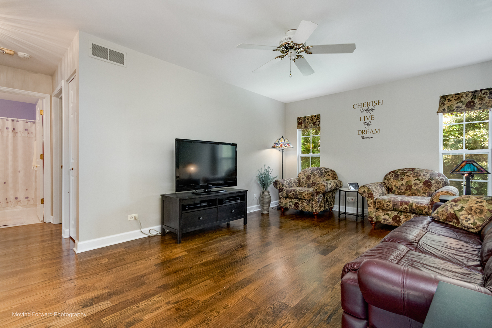 2714 Whitlock Drive, Darien, IL 60561