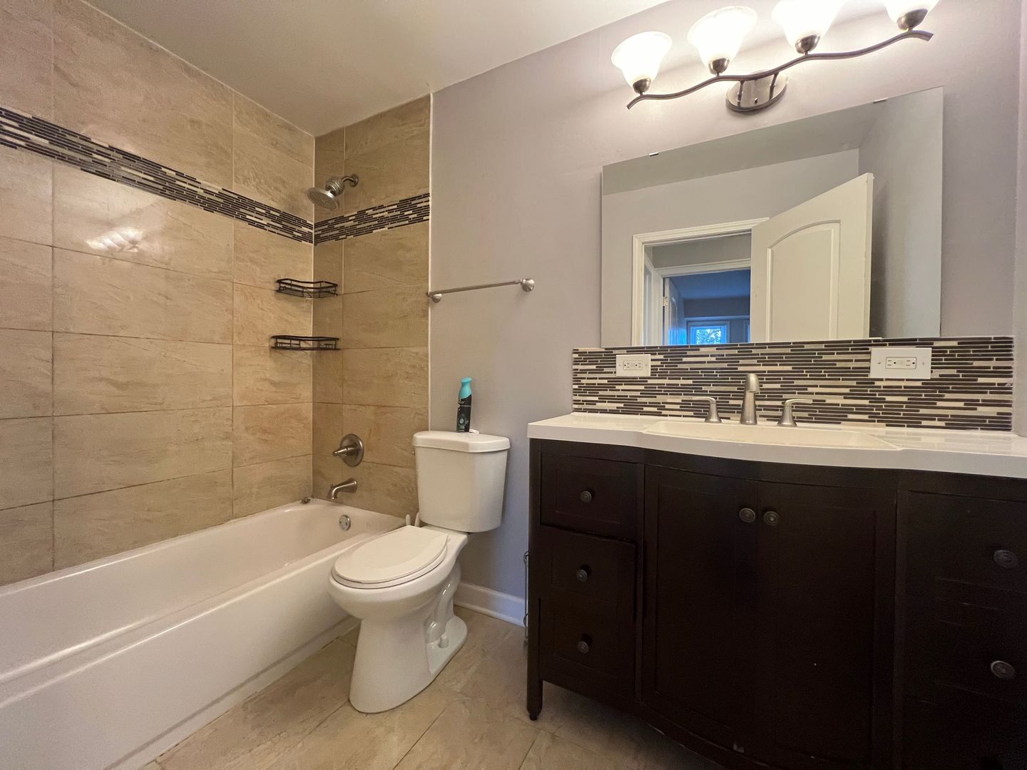 2263 Country Club Drive #12, Woodridge, IL 60517