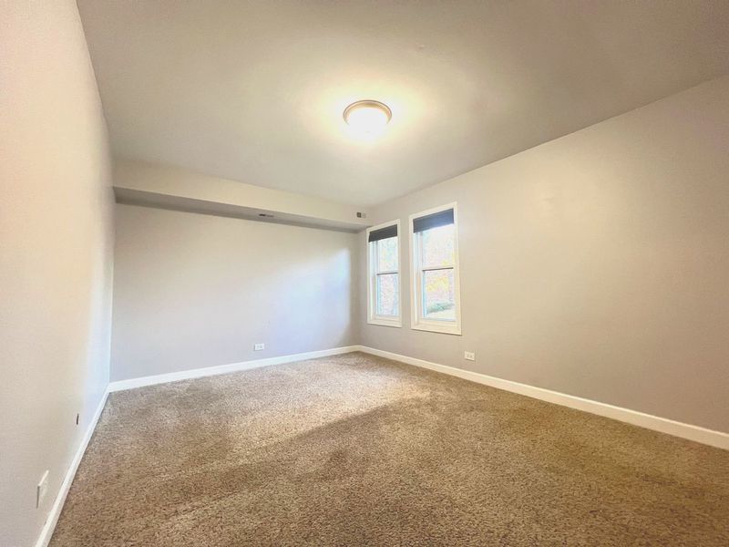 2263 Country Club Drive #12, Woodridge, IL 60517