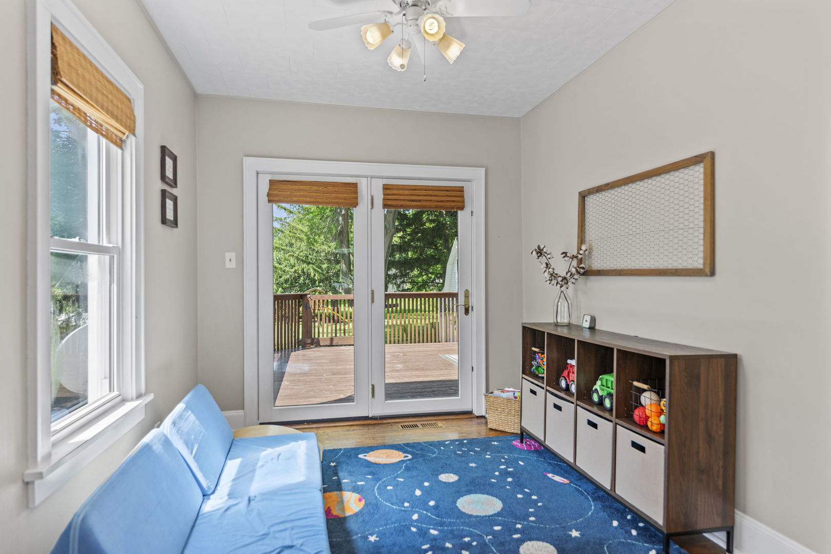 841 N Madison Street, Woodstock, IL 60098