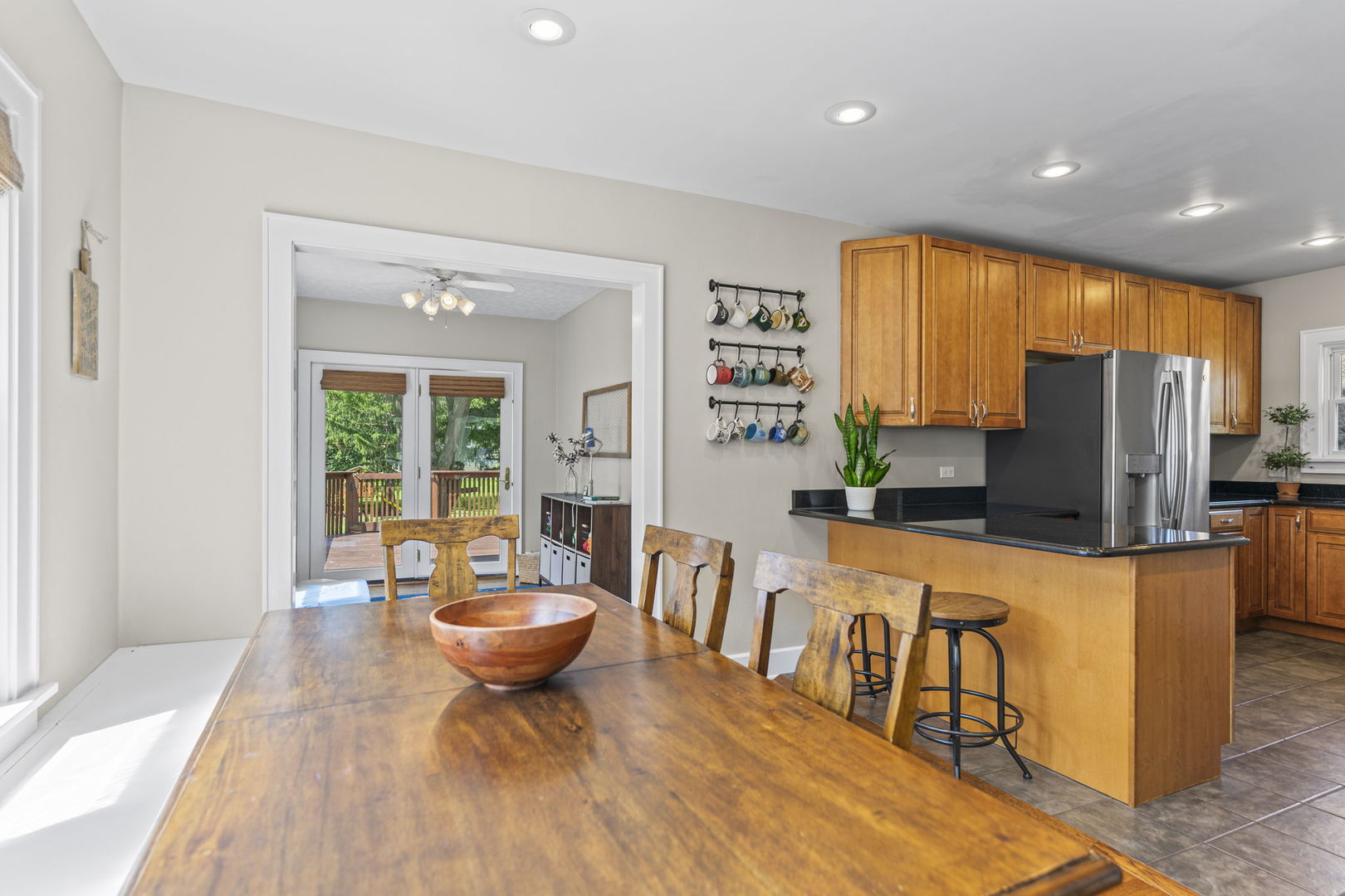 841 N Madison Street, Woodstock, IL 60098