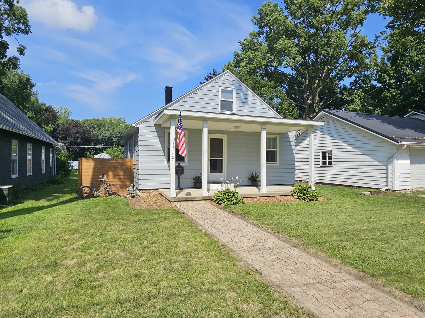 1427 Champlain Street, Ottawa, IL 61350