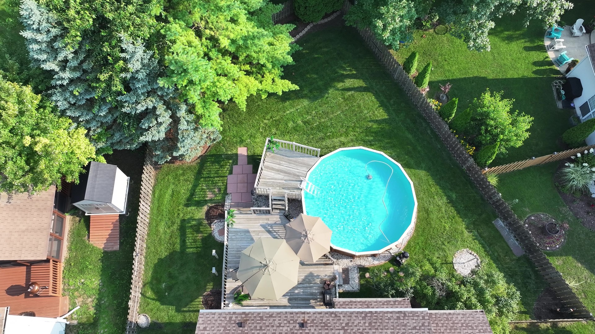 4 Farmington Court, Lake In The Hills, IL 60156