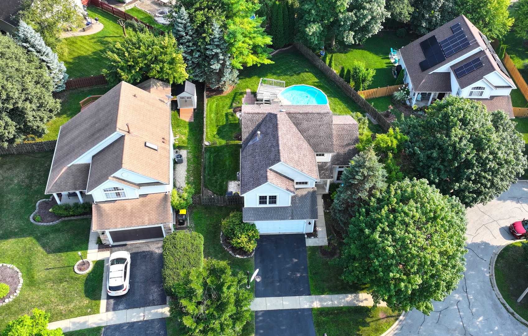 4 Farmington Court, Lake In The Hills, IL 60156