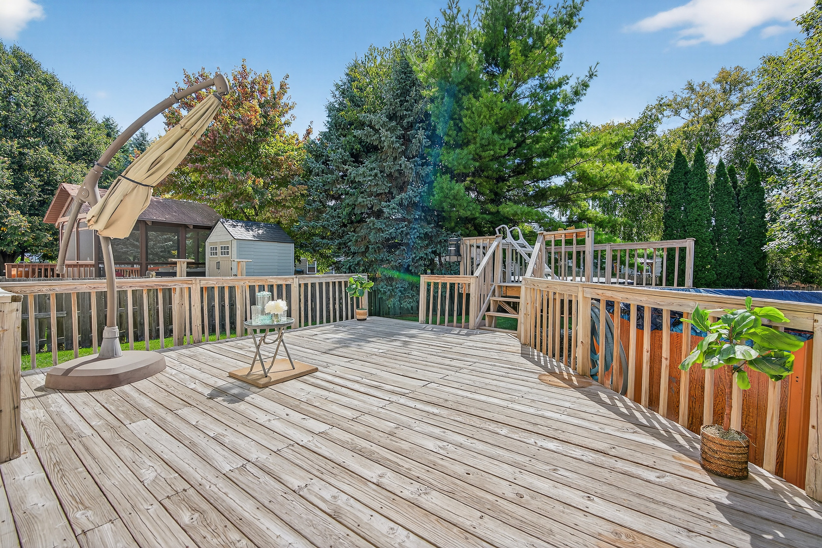 4 Farmington Court, Lake In The Hills, IL 60156