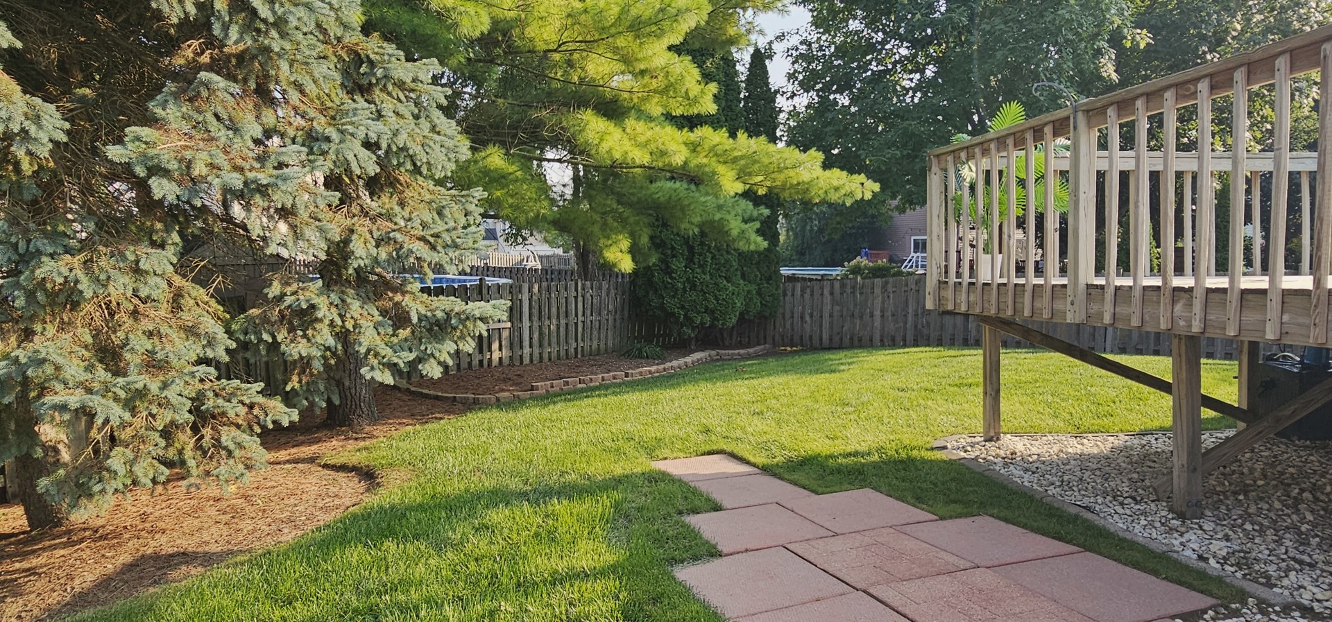 4 Farmington Court, Lake In The Hills, IL 60156