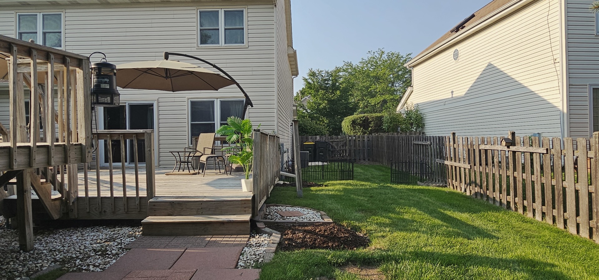 4 Farmington Court, Lake In The Hills, IL 60156