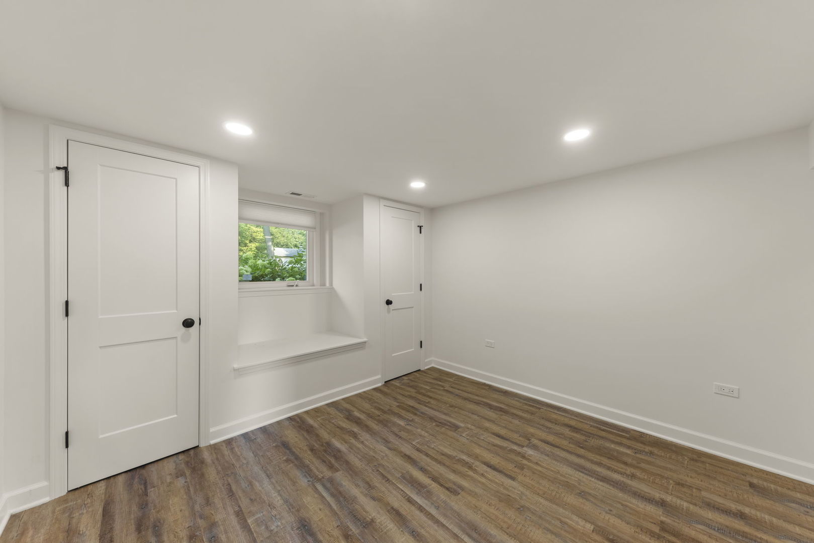 823 N Ellsworth Street, Naperville, IL 60563