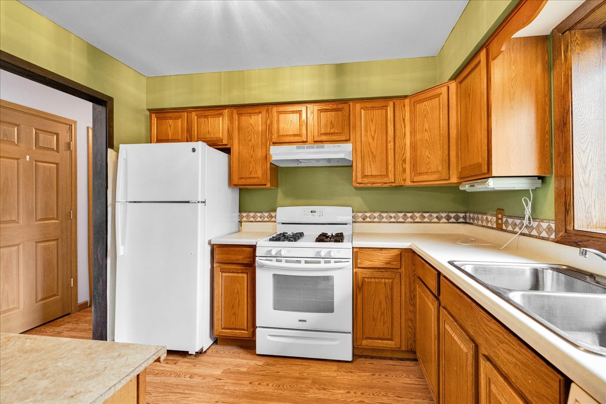 16101 S Legion Court, Plainfield, IL 60586