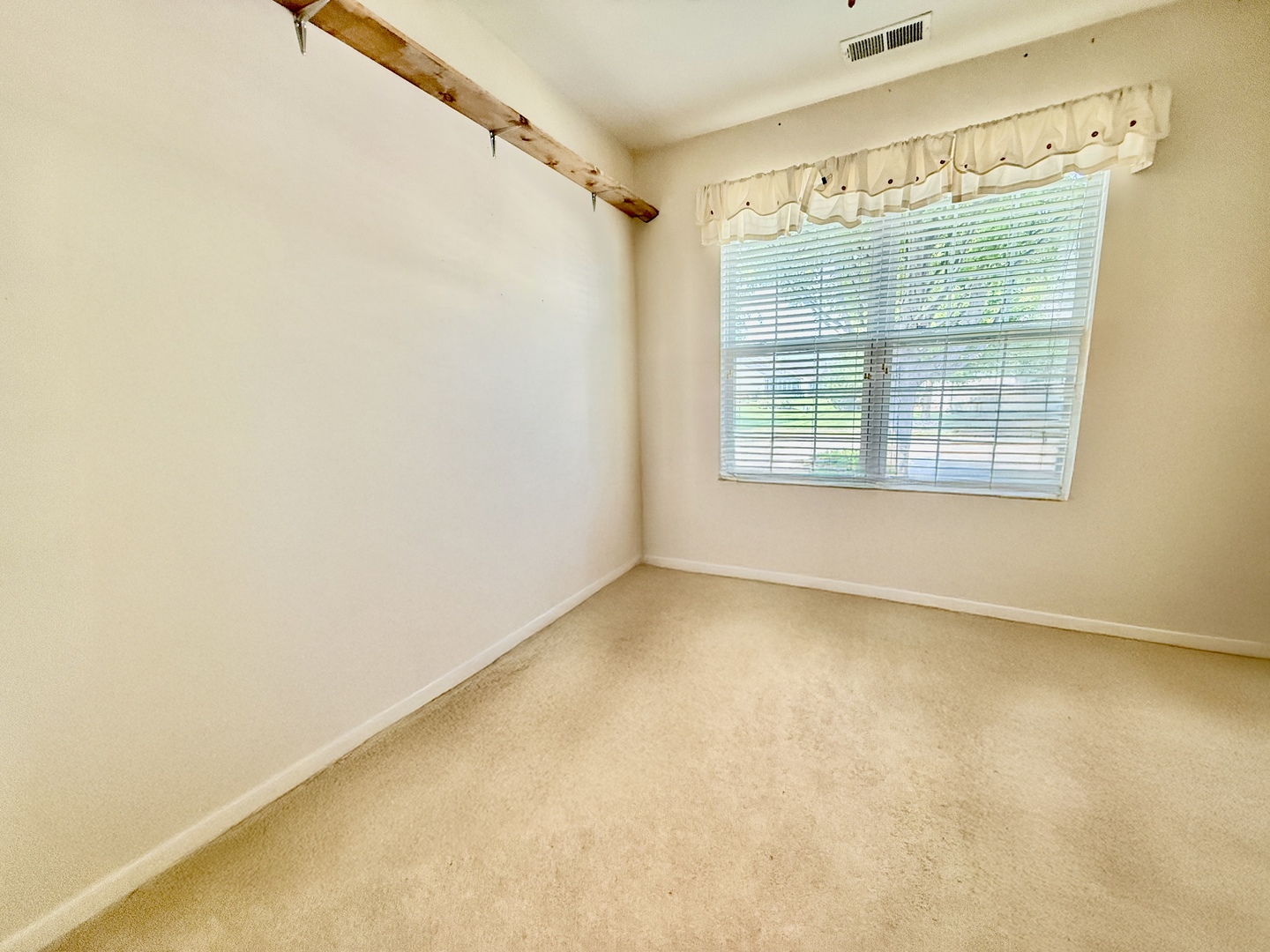 13455 Nealy Road, Huntley, IL 60142
