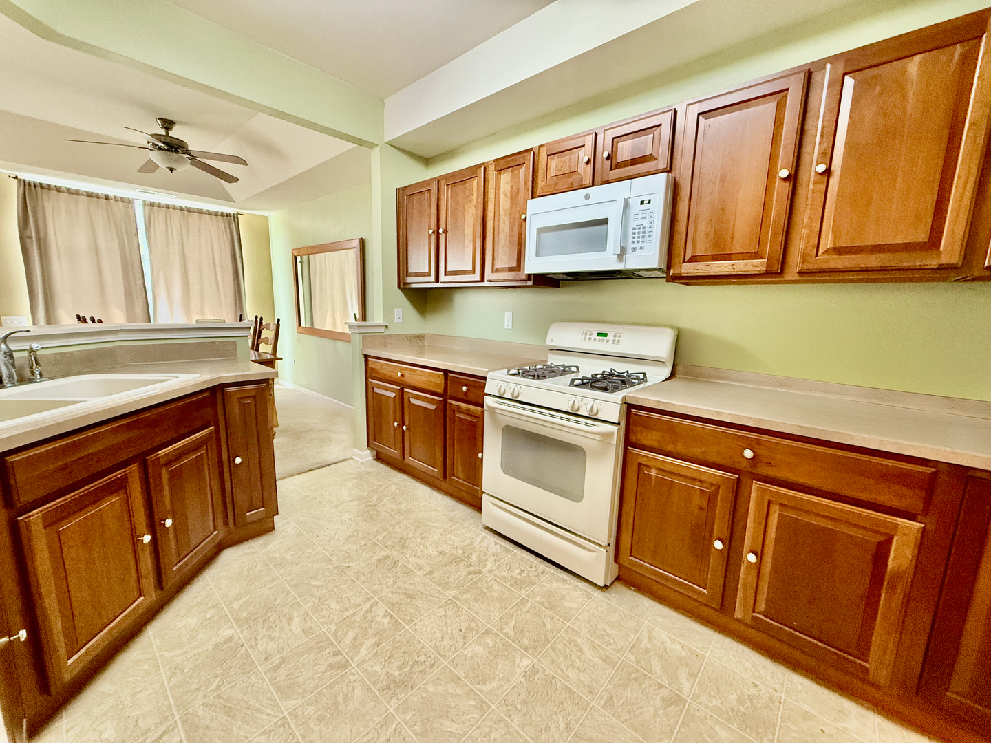 13455 Nealy Road, Huntley, IL 60142