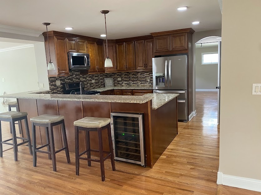 1221 N Chicago Avenue, Arlington Heights, IL 60004