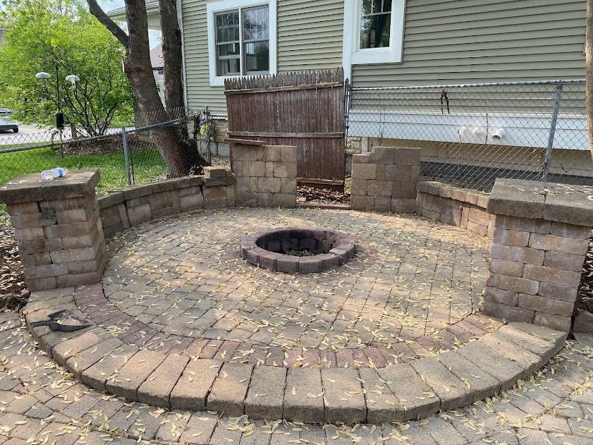 1221 N Chicago Avenue, Arlington Heights, IL 60004