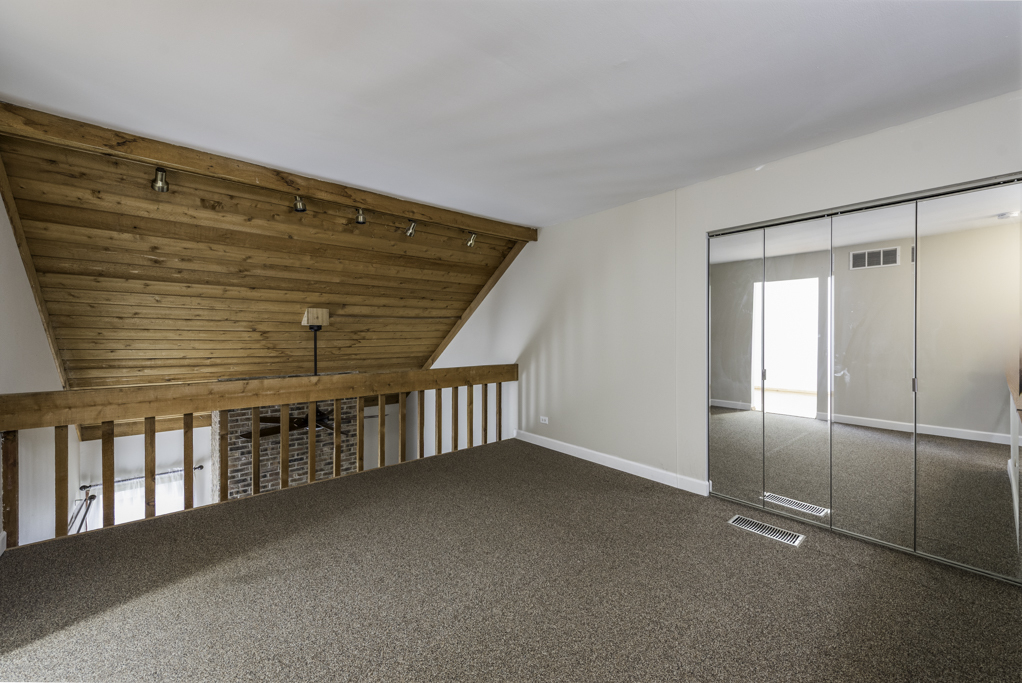 3302 Berwyn Avenue #82, North Chicago, IL 60064