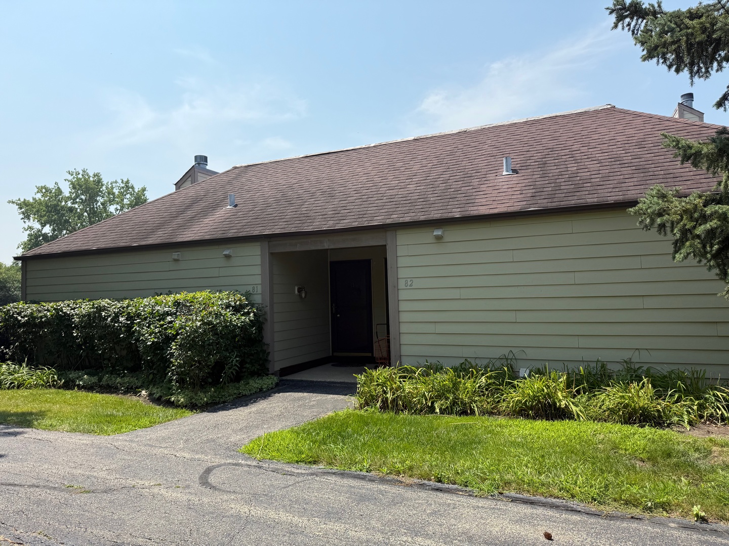 3302 Berwyn Avenue #82, North Chicago, IL 60064