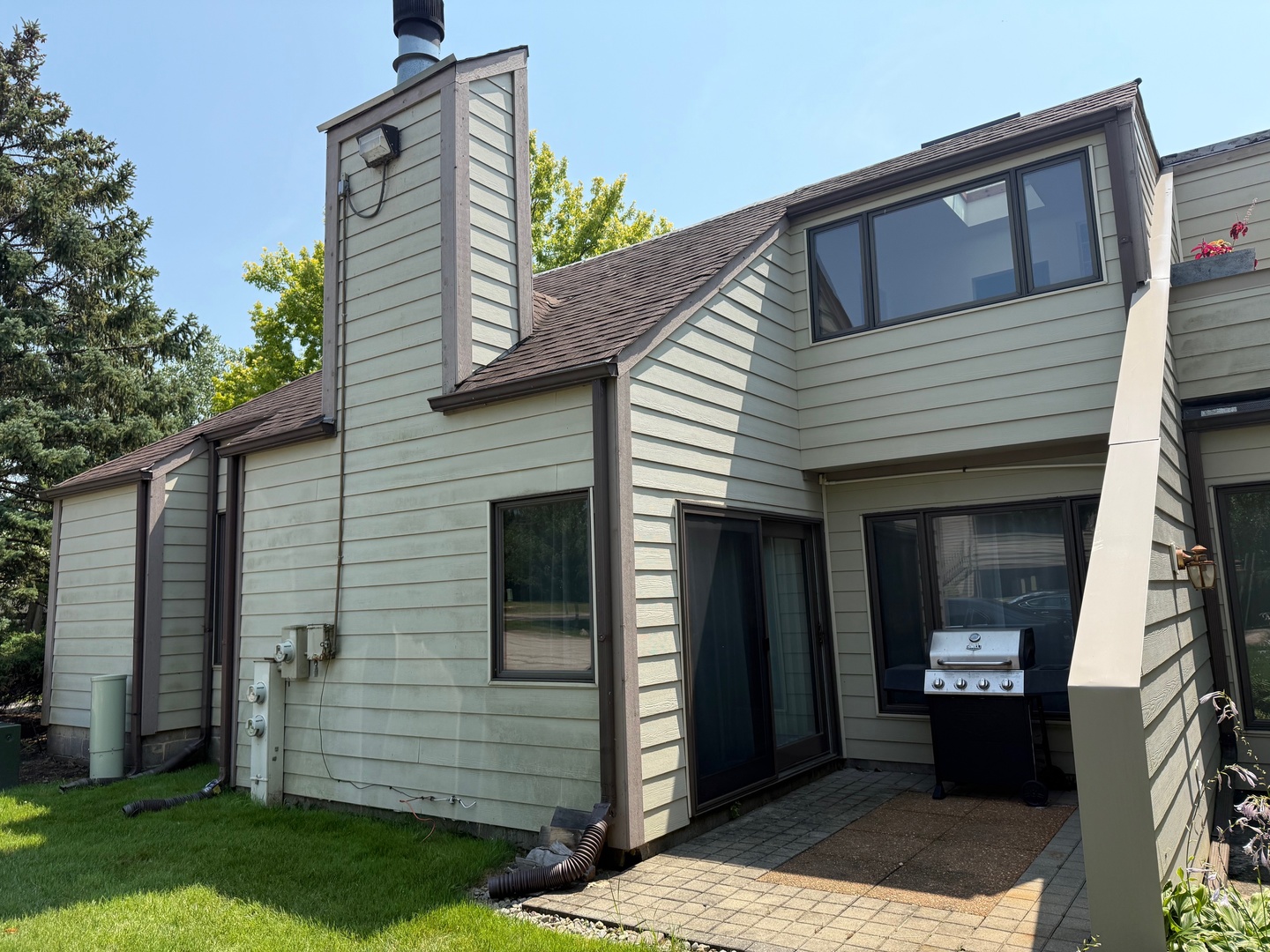 3302 Berwyn Avenue #82, North Chicago, IL 60064