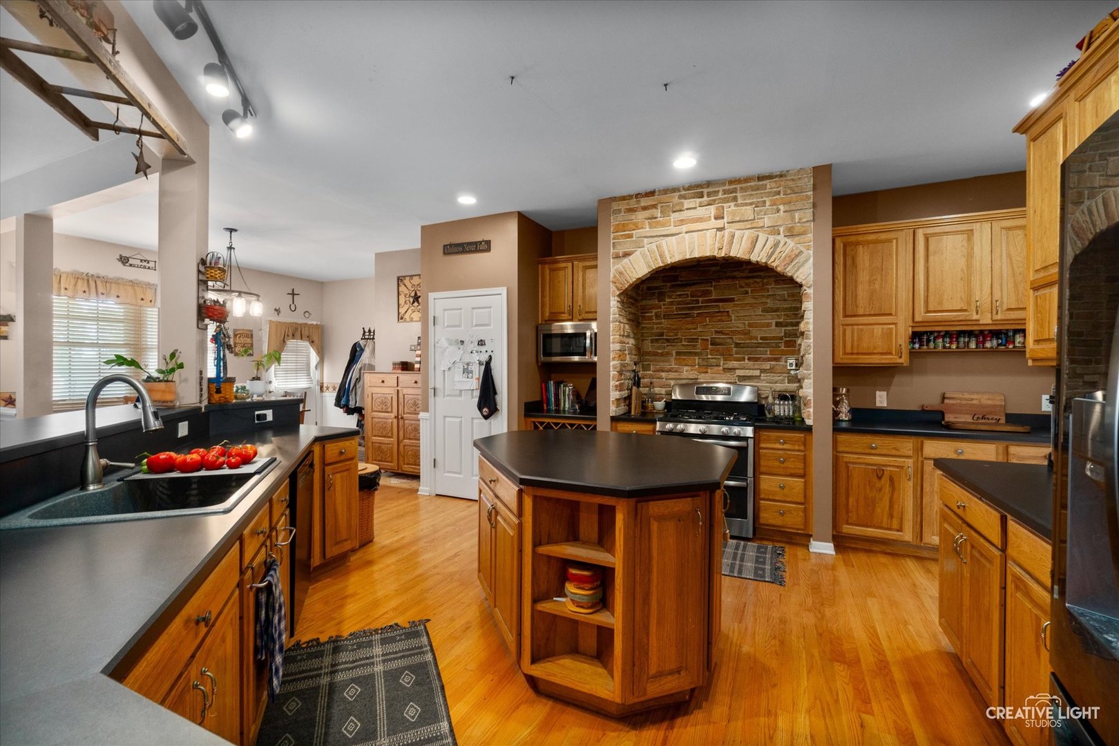 1750 Little Rock Road, Plano, IL 60545