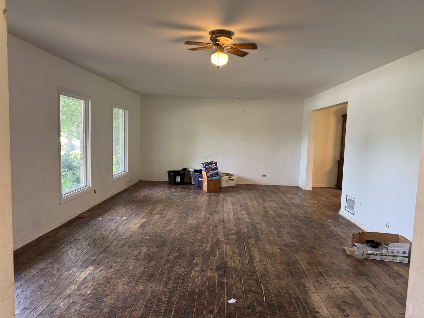 421 E Wise Road, Schaumburg, IL 60193