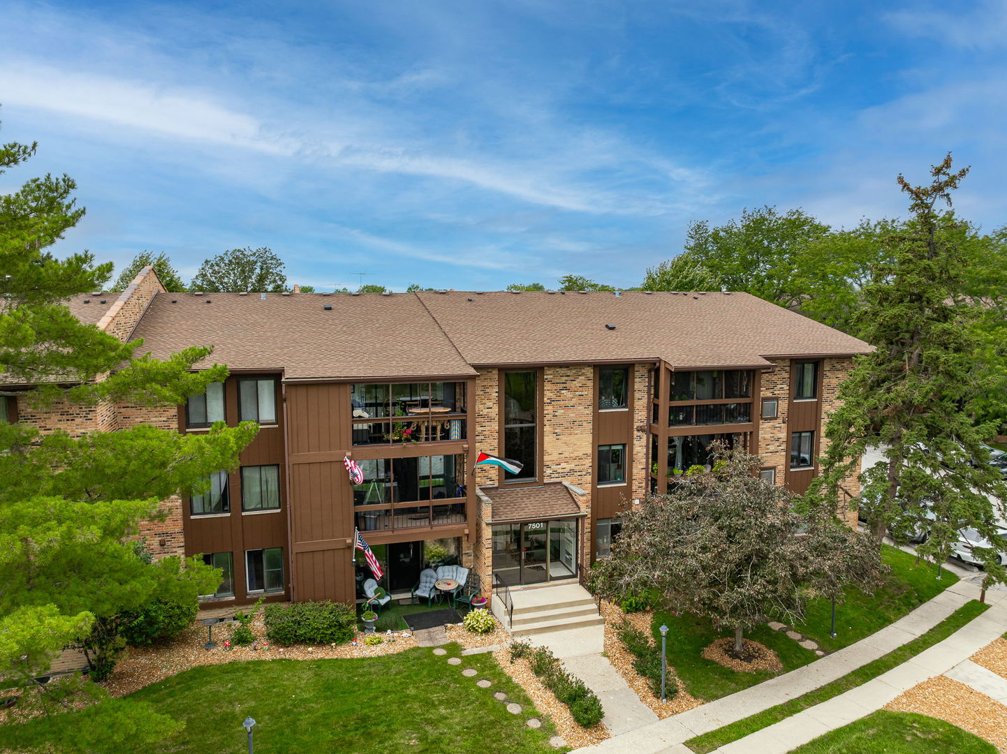 7501 175th Street #13, Tinley Park, IL 60477