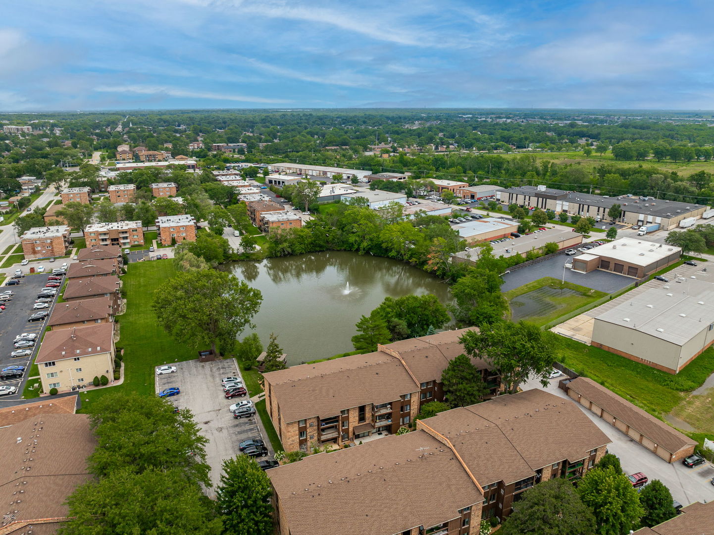 7501 175th Street #13, Tinley Park, IL 60477