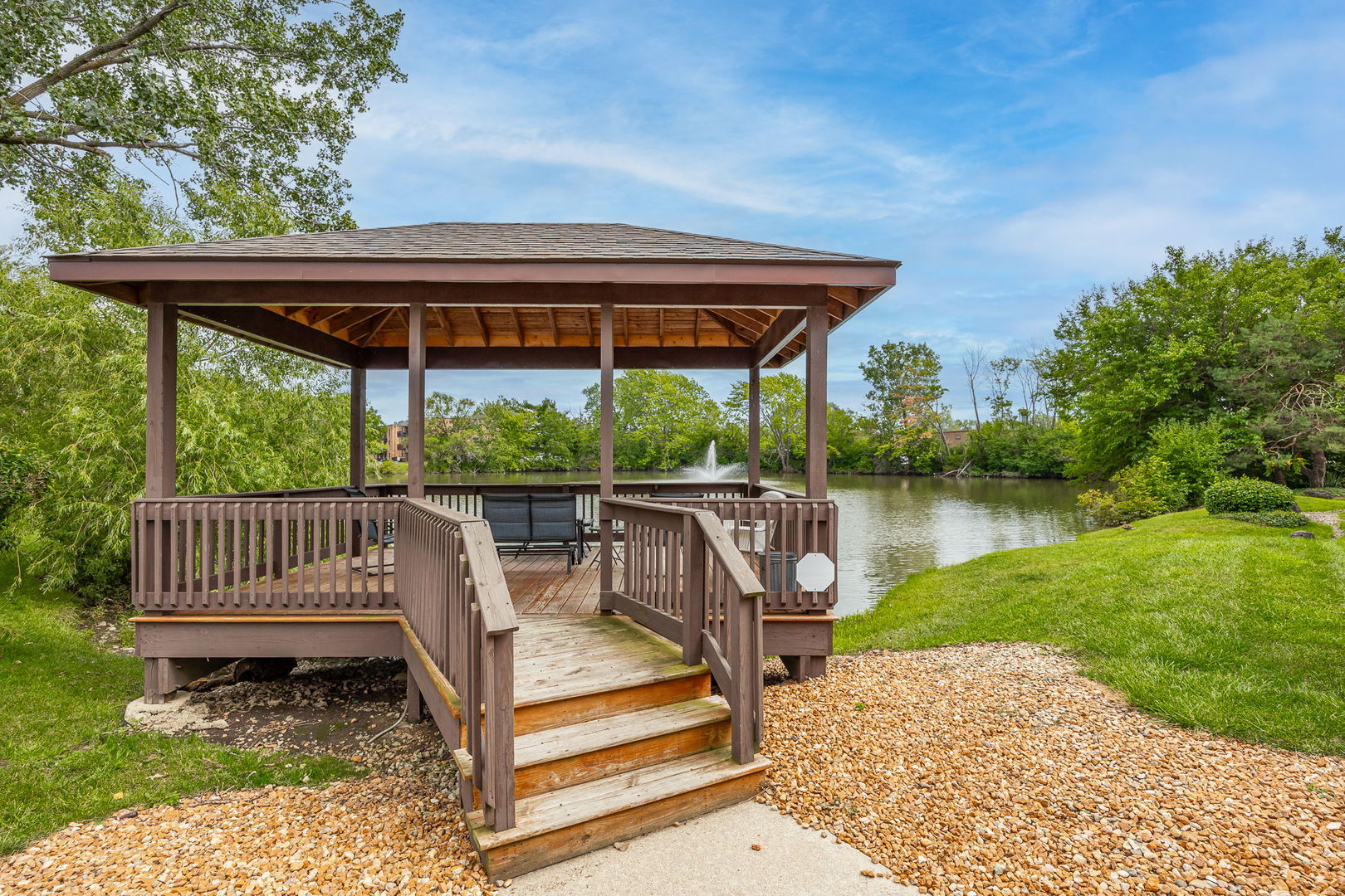7501 175th Street #13, Tinley Park, IL 60477