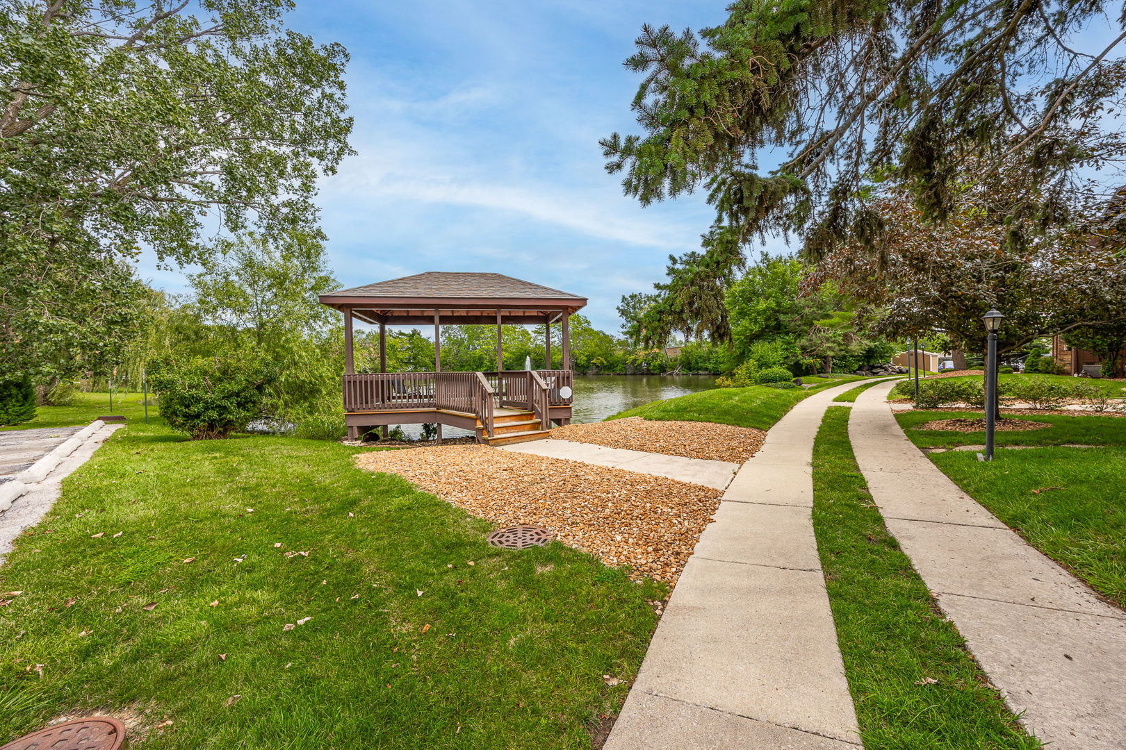 7501 175th Street #13, Tinley Park, IL 60477