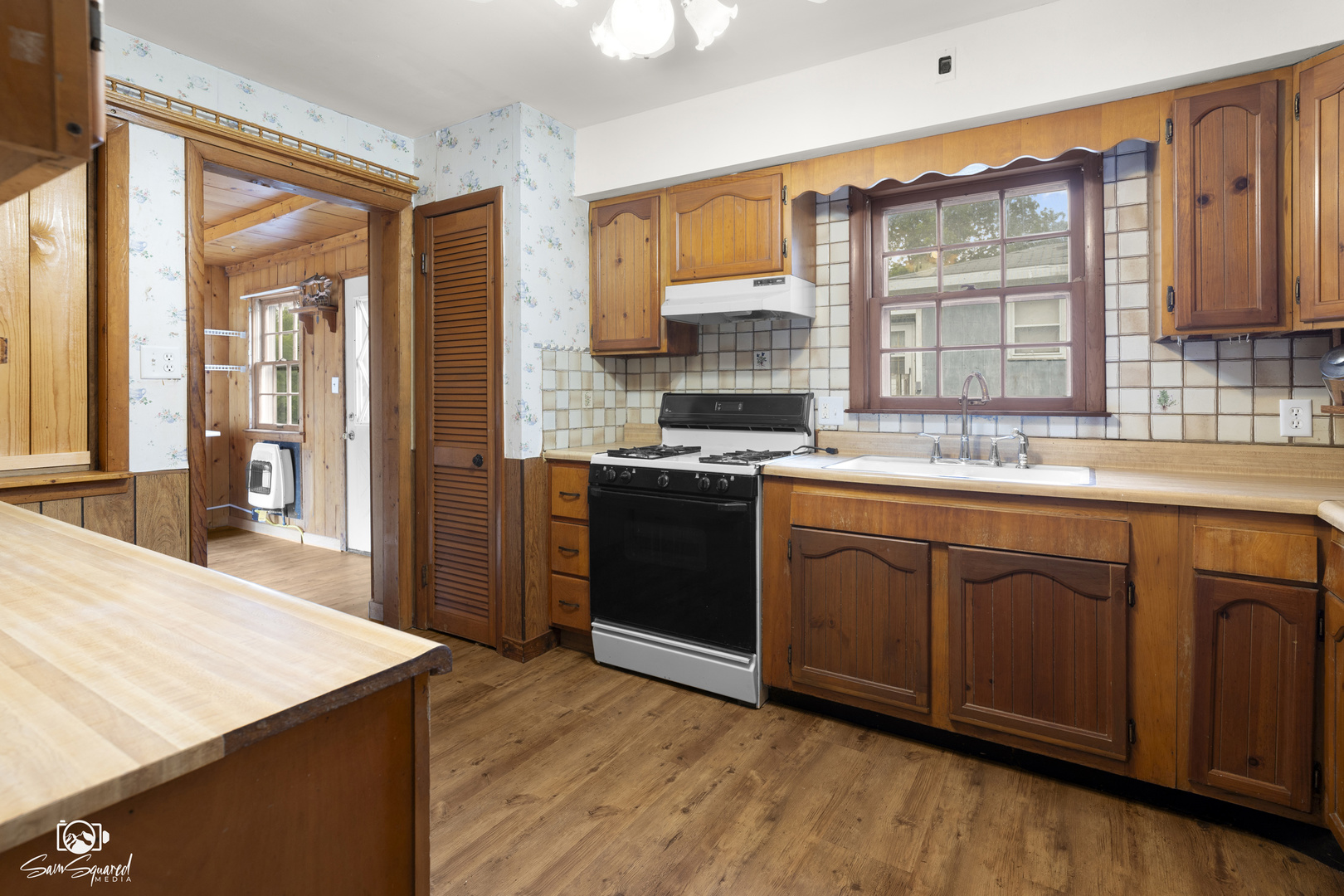 2103 Maple Road, Joliet, IL 60432