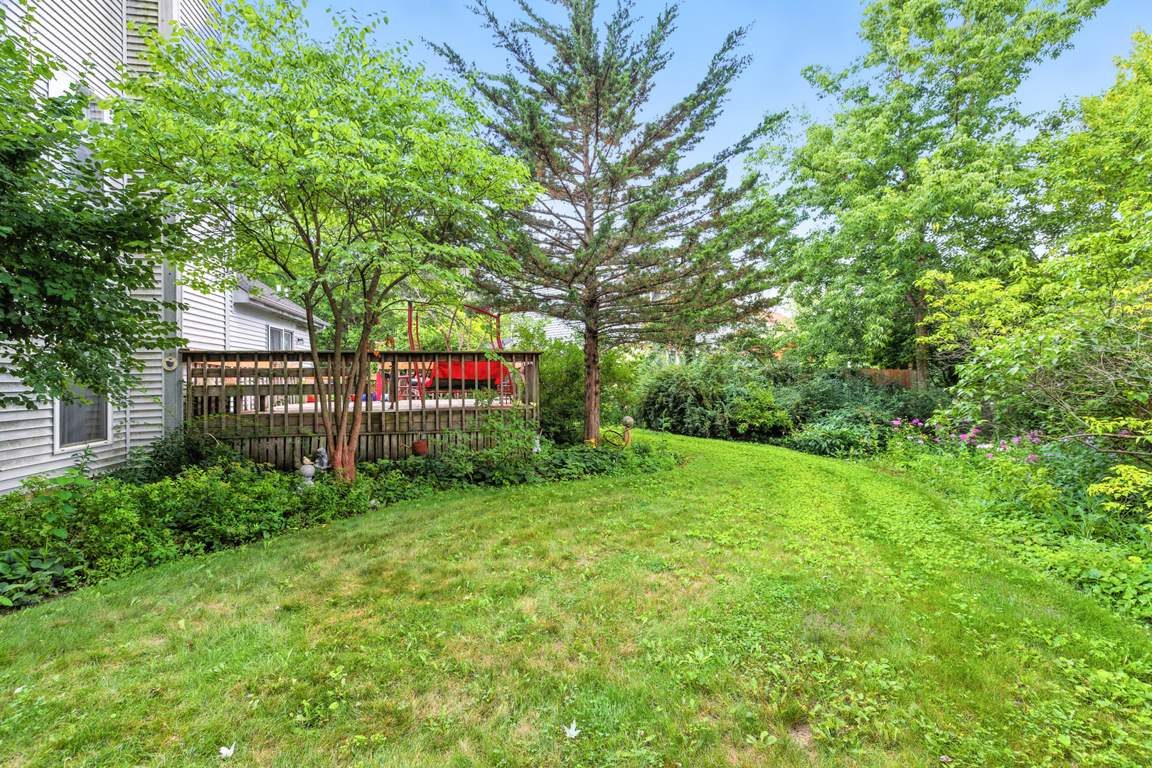 1040 BUTLER BAY Court, Elgin, IL 60120
