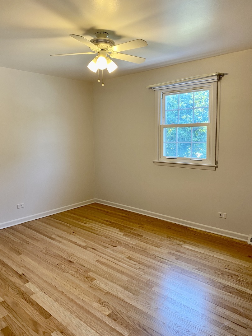 1005 69th Street, Darien, IL 60561