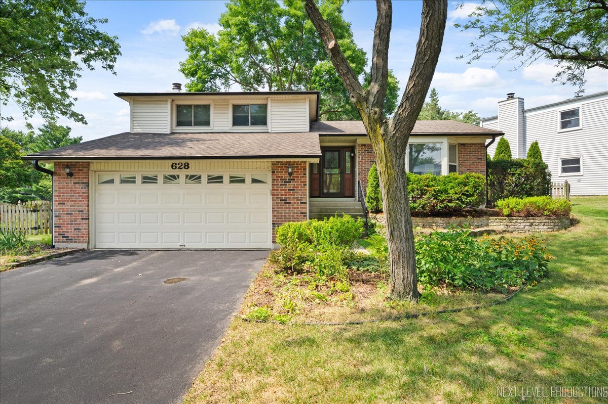 628 Cambridge Way, Bolingbrook, IL 60440