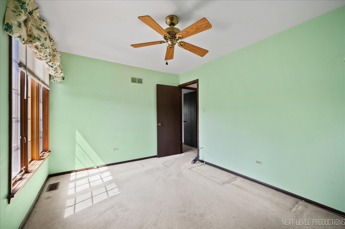 628 Cambridge Way, Bolingbrook, IL 60440