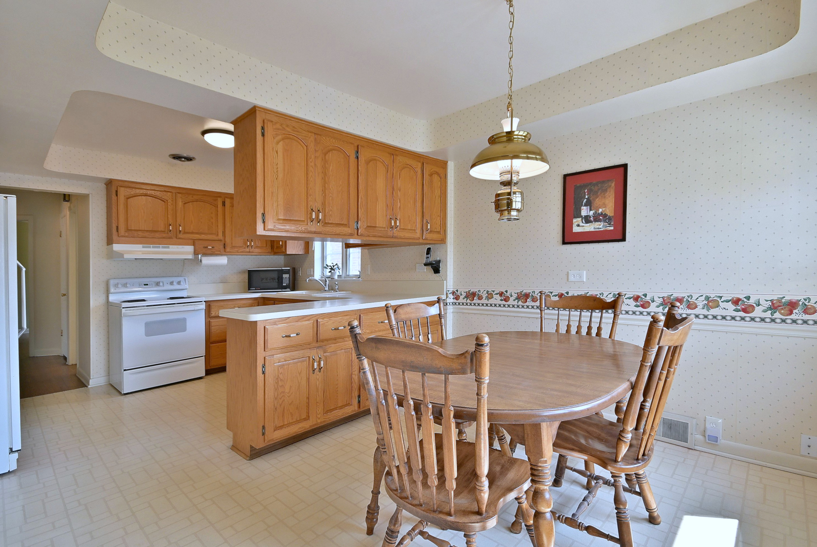 8038 N Oconto Avenue, Niles, IL 60714