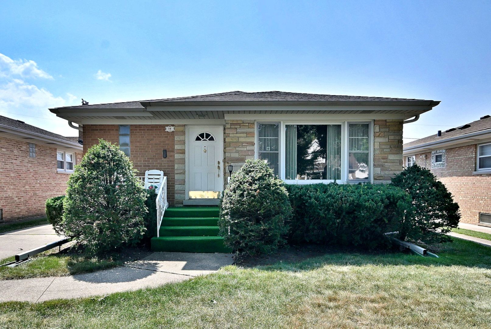 8038 N Oconto Avenue, Niles, IL 60714