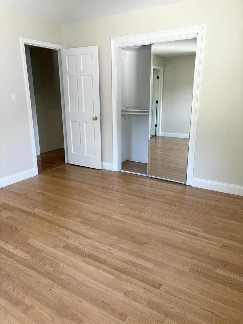 5S426 Columbia Street, Naperville, IL 60563