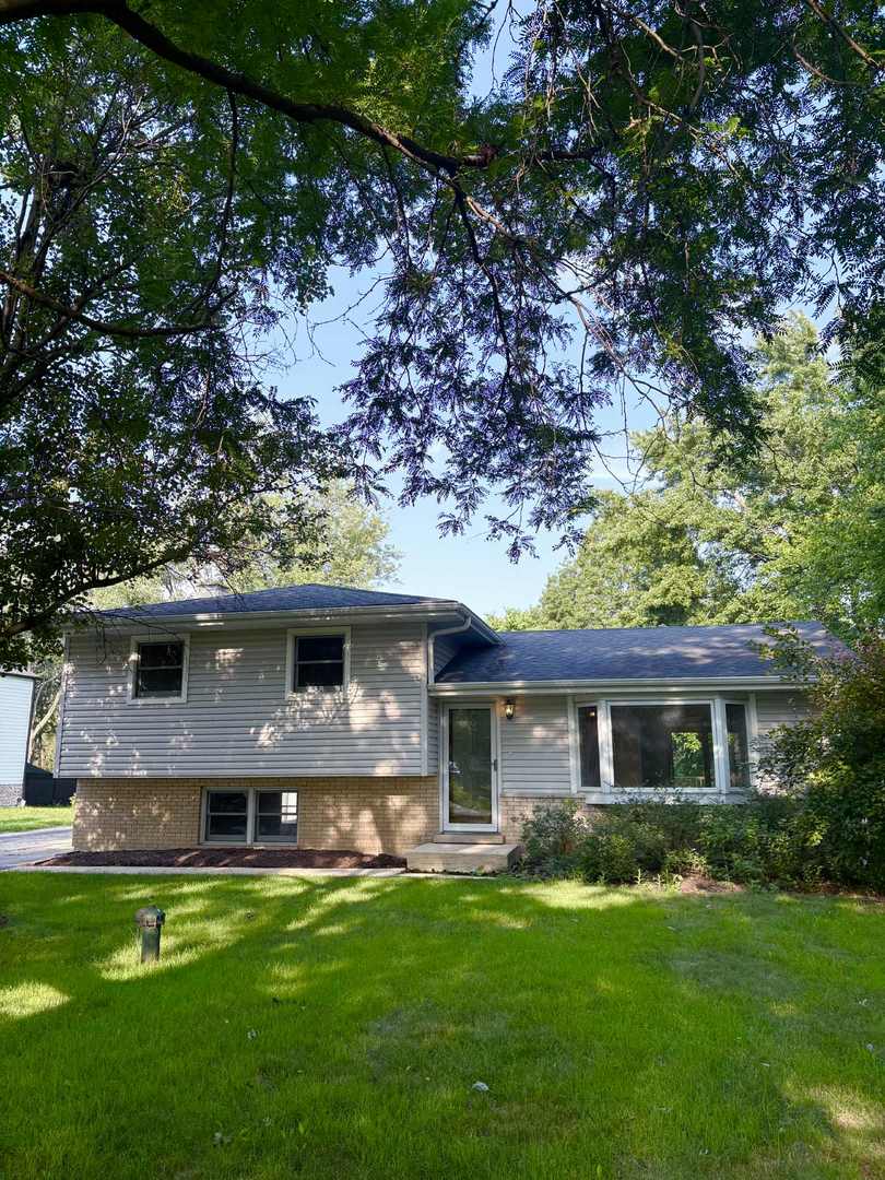 5S426 Columbia Street, Naperville, IL 60563