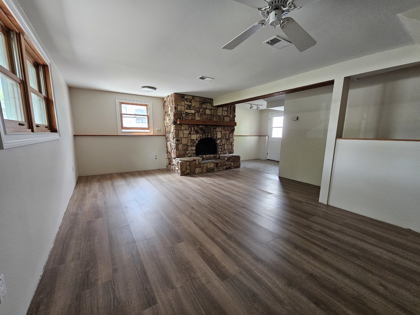 5S426 Columbia Street, Naperville, IL 60563