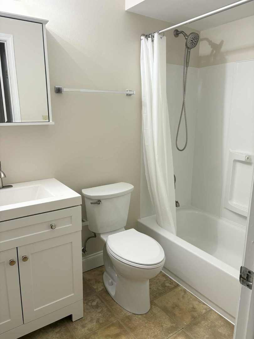 5S426 Columbia Street, Naperville, IL 60563
