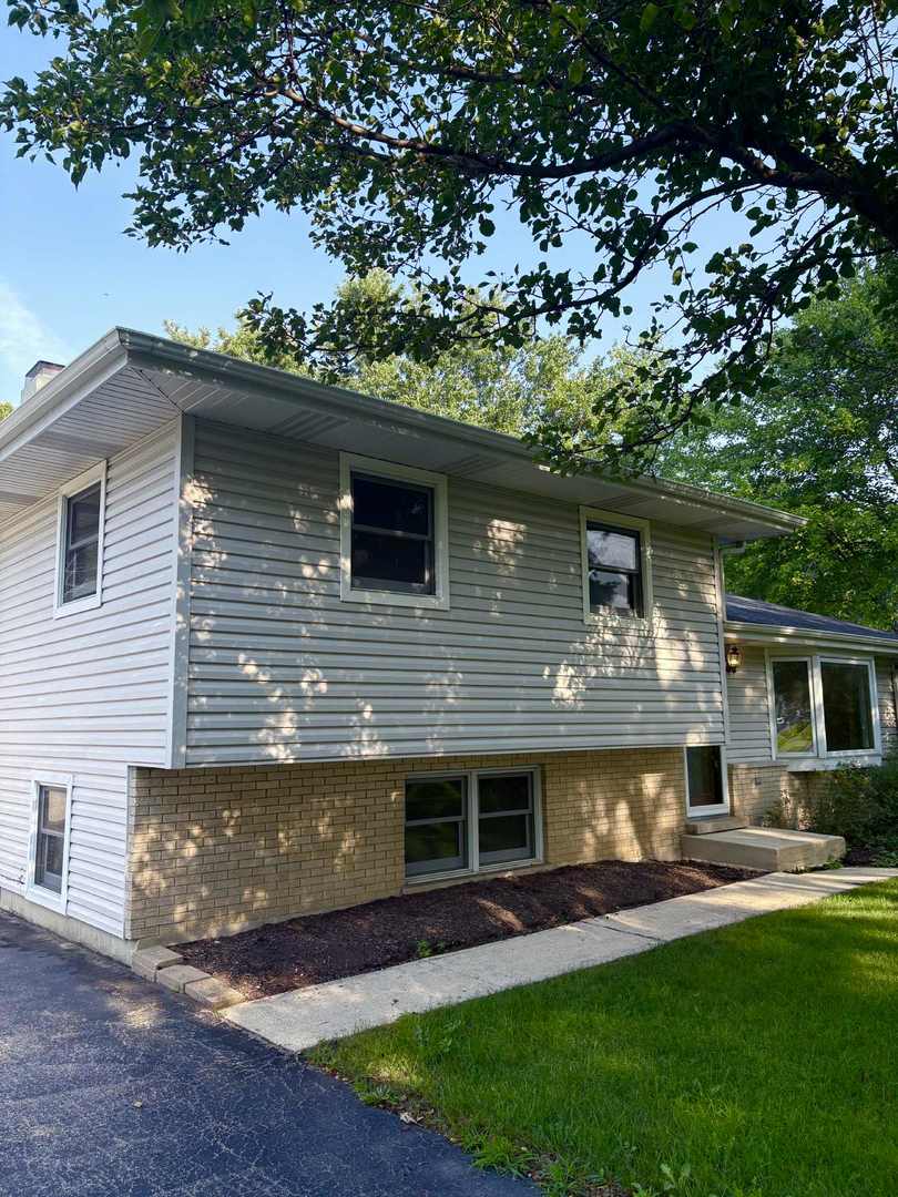 5S426 Columbia Street, Naperville, IL 60563