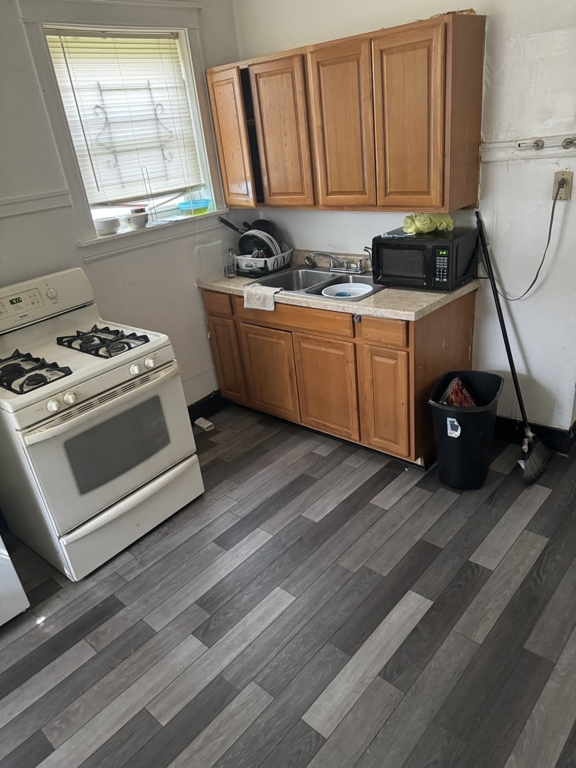 5758 S Honore Street, Chicago, IL 60636