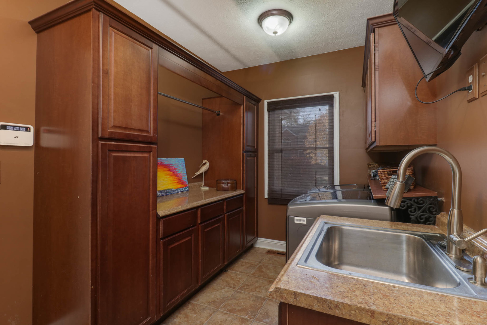 13 Red Stone Court, Bloomington, IL 61704