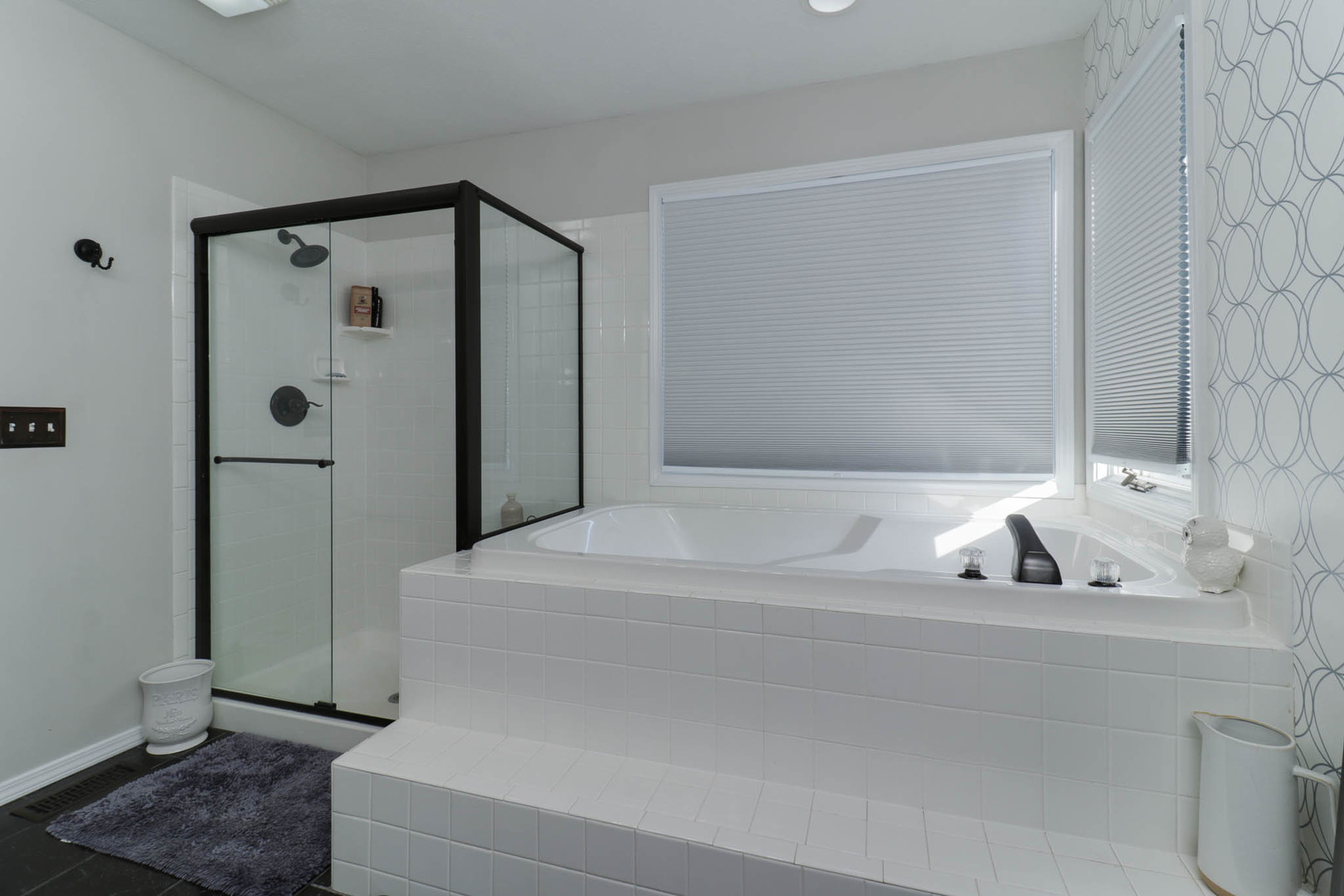 13 Red Stone Court, Bloomington, IL 61704