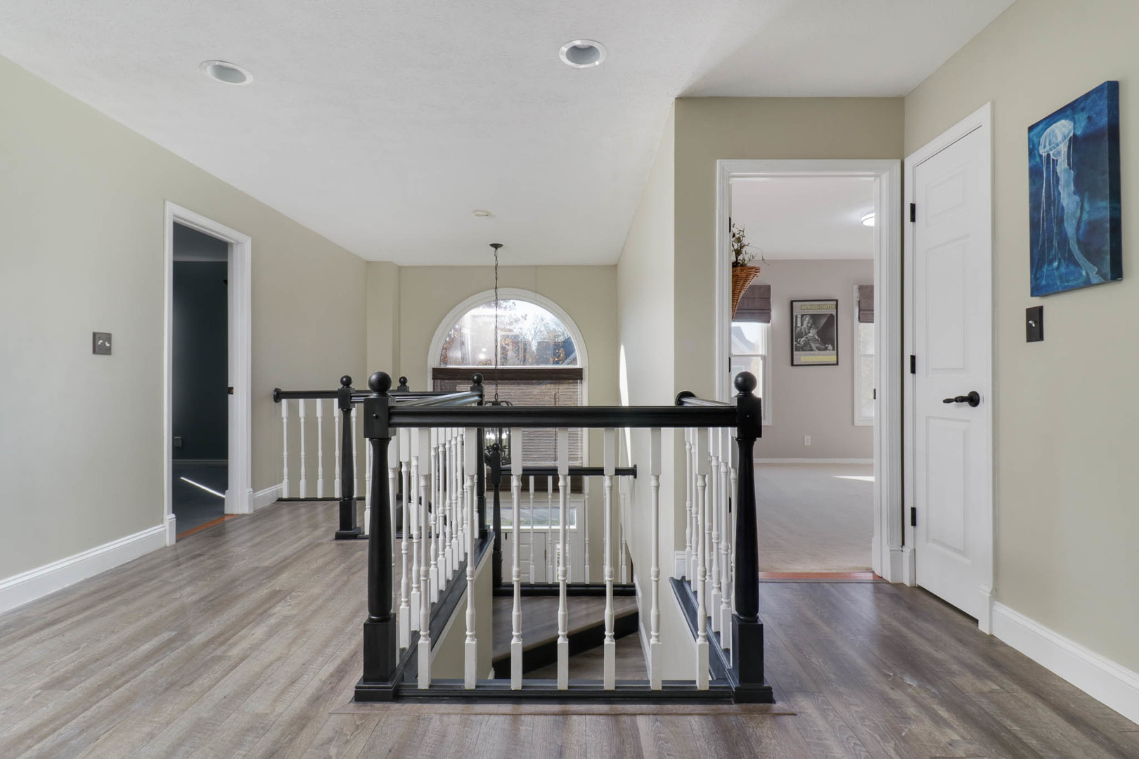 13 Red Stone Court, Bloomington, IL 61704