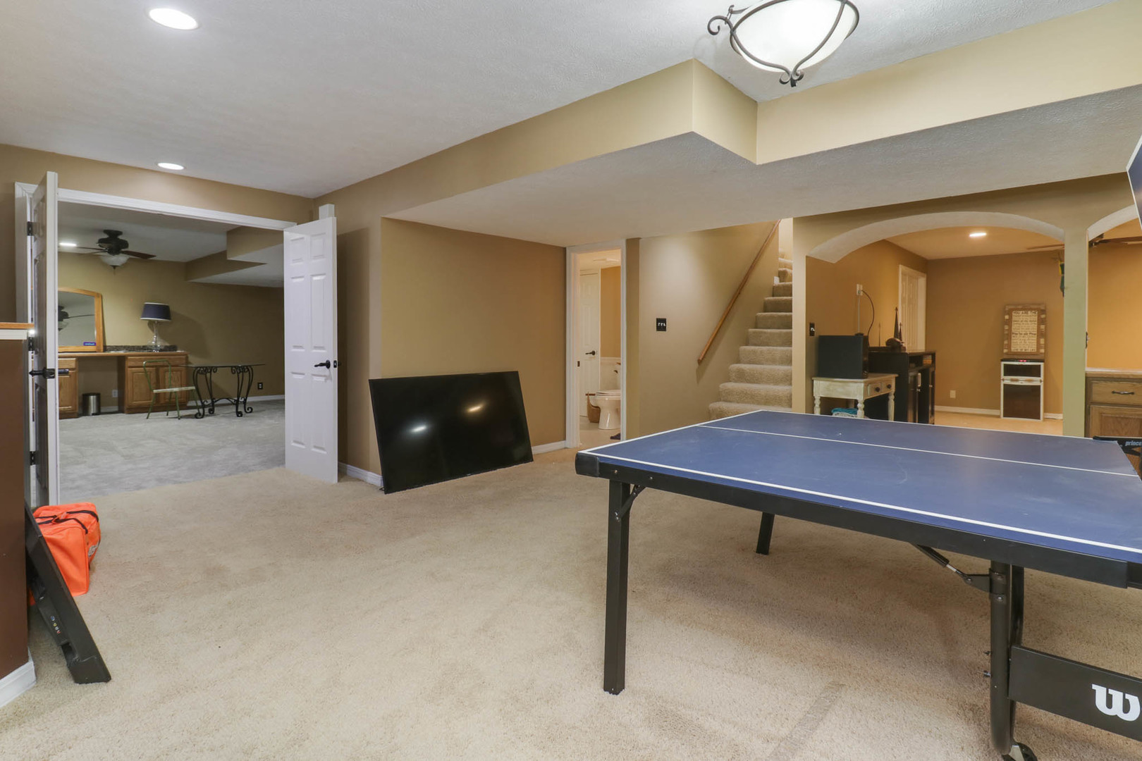 13 Red Stone Court, Bloomington, IL 61704