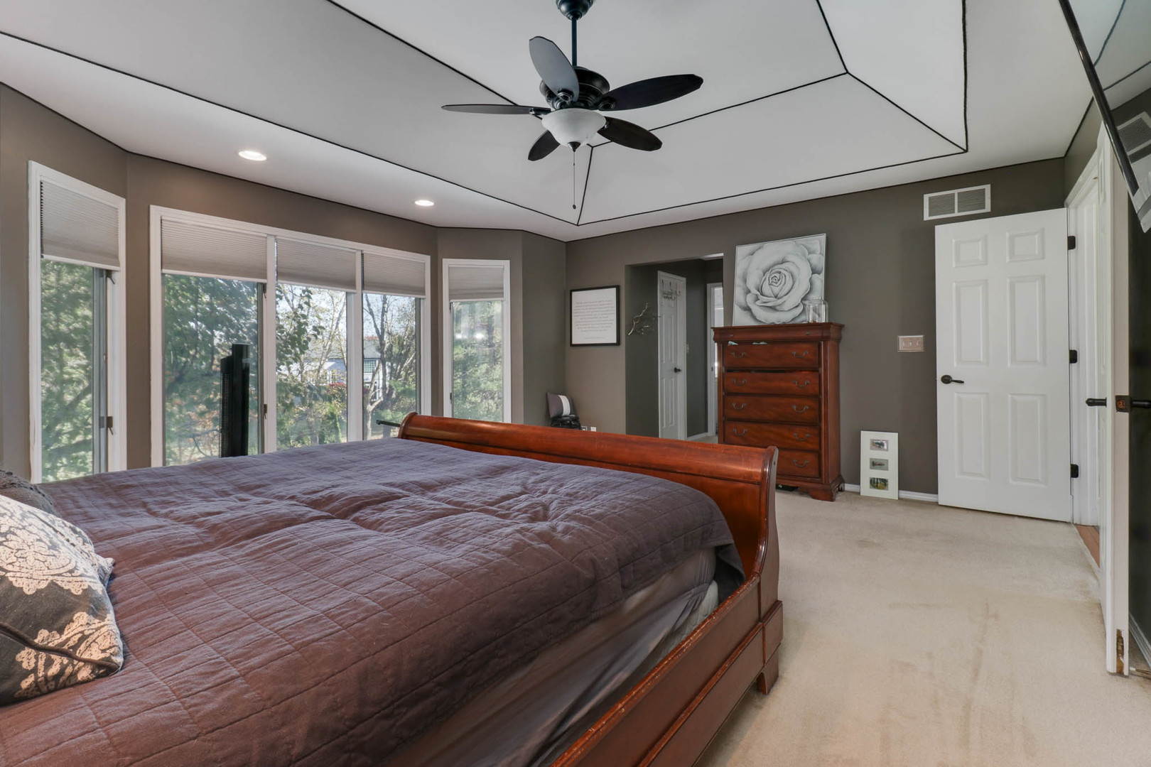 13 Red Stone Court, Bloomington, IL 61704