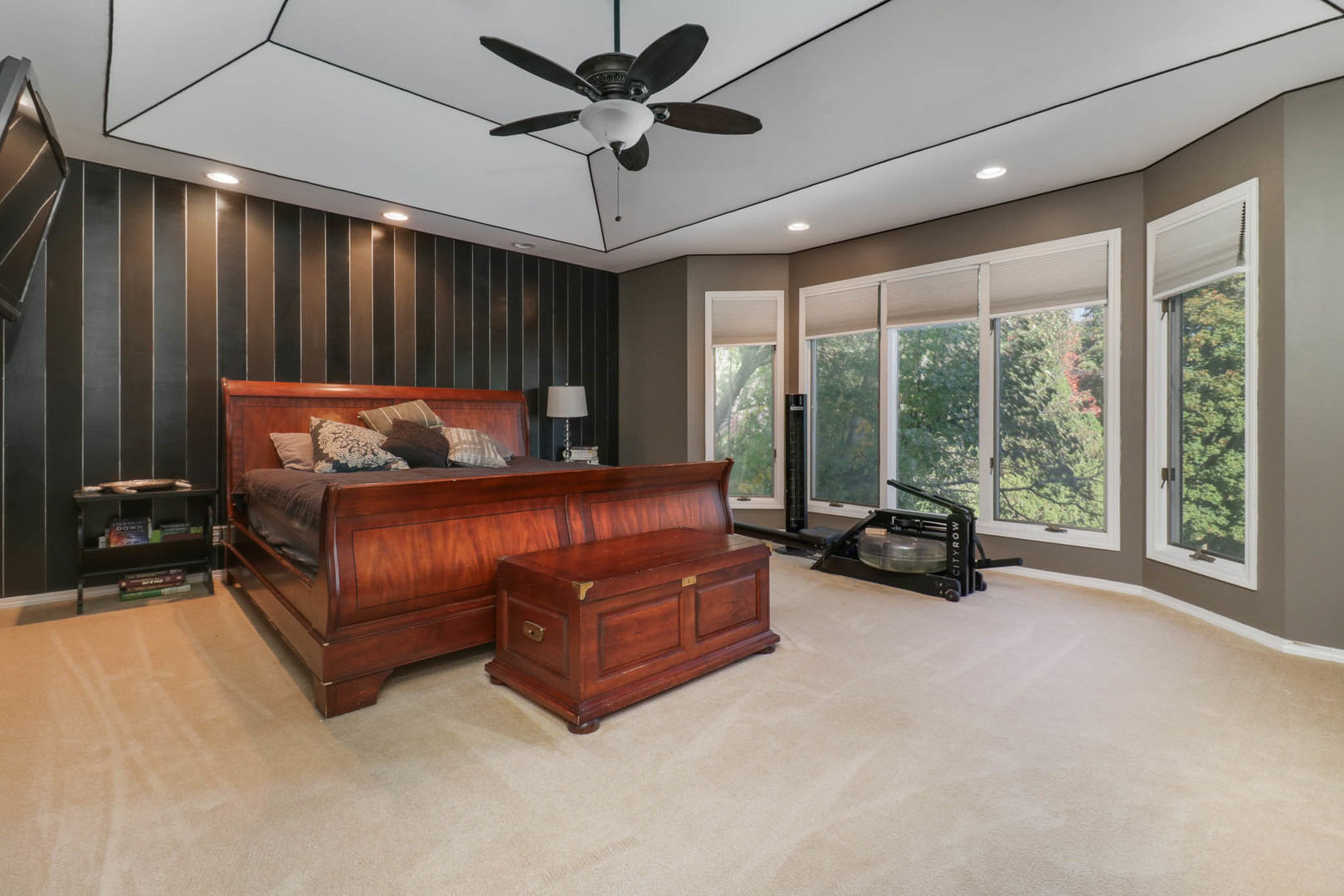 13 Red Stone Court, Bloomington, IL 61704